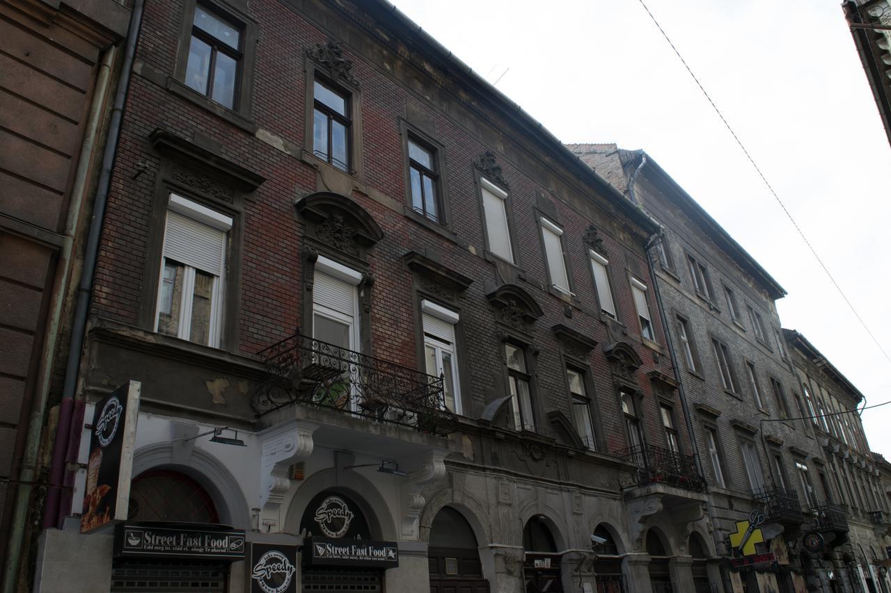 Akacfa 2 Bedroom Center Apartment Budapeste Exterior foto